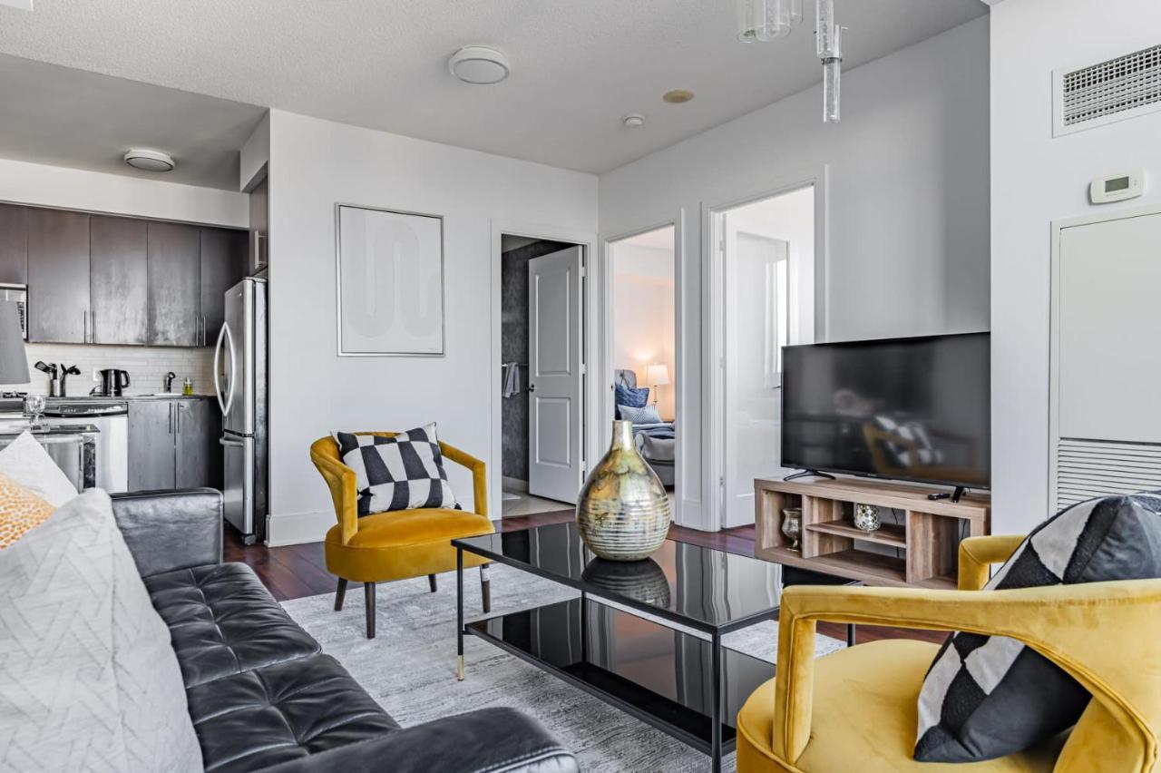 Luxury Apartments In Mississauga Bagian luar foto