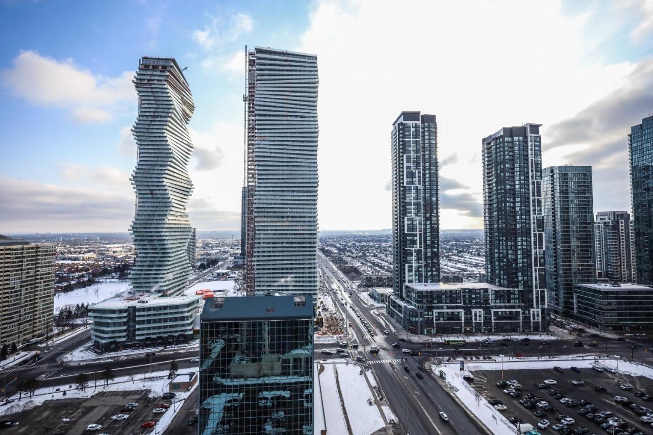 Luxury Apartments In Mississauga Bagian luar foto