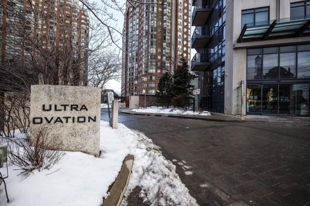 Luxury Apartments In Mississauga Bagian luar foto