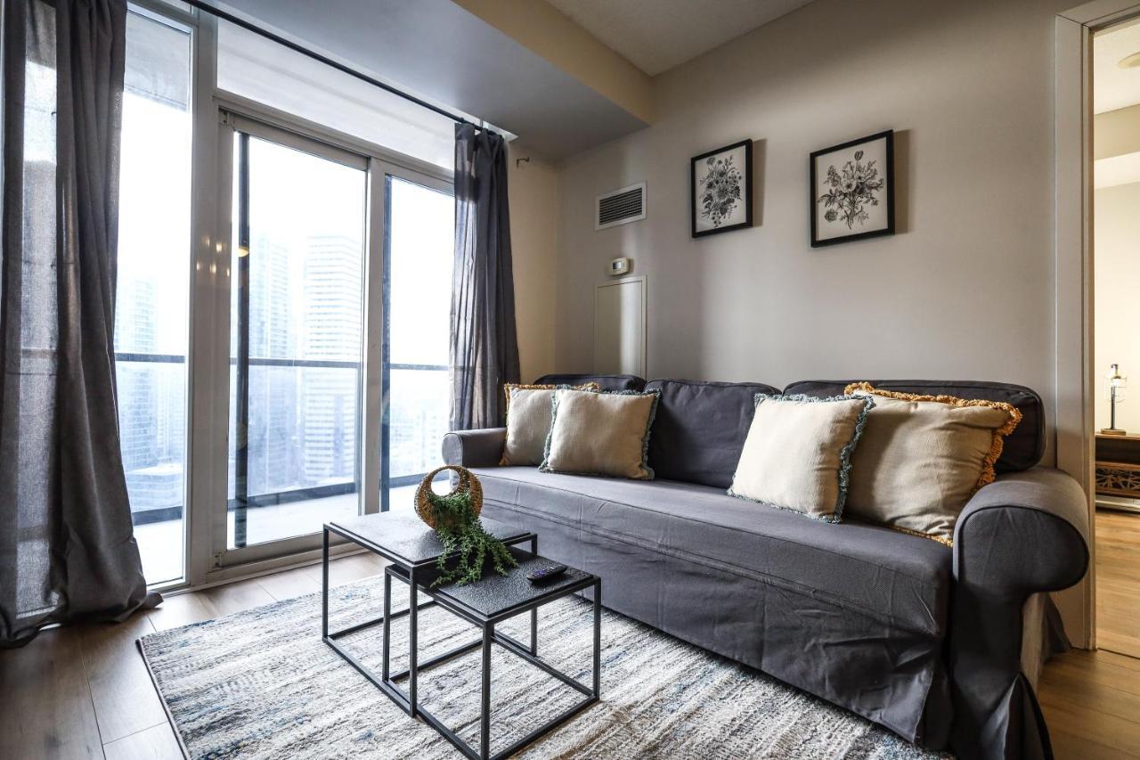 Luxury Apartments In Mississauga Bagian luar foto